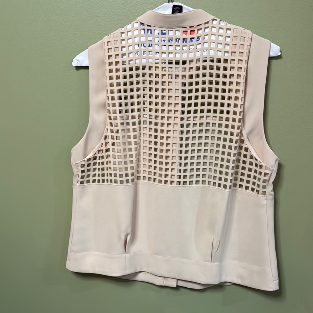 Beige Sleeveless Women's Top - Picture 2 of 3